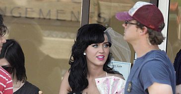 Katy Perry: "Tak, całowałam się z dziewczyną!"