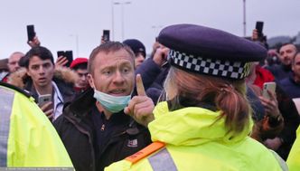 Tysiące ciężarówek utknęły na Wyspach. "Prędko to się nie skończy"