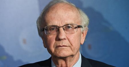 Proponował płacić za zbrojenia pieniędzmi NBP już pół roku temu. Tak ocenia projekt Karola Nawrockiego