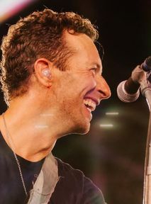 Wokalista Coldplay'a zdemaskował kochanków? Nagranie stało się viralem
