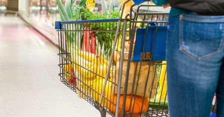 Drożyzna. Za podstawowe produkty płacimy o kilkanaście zł więcej niż w 2019 r.