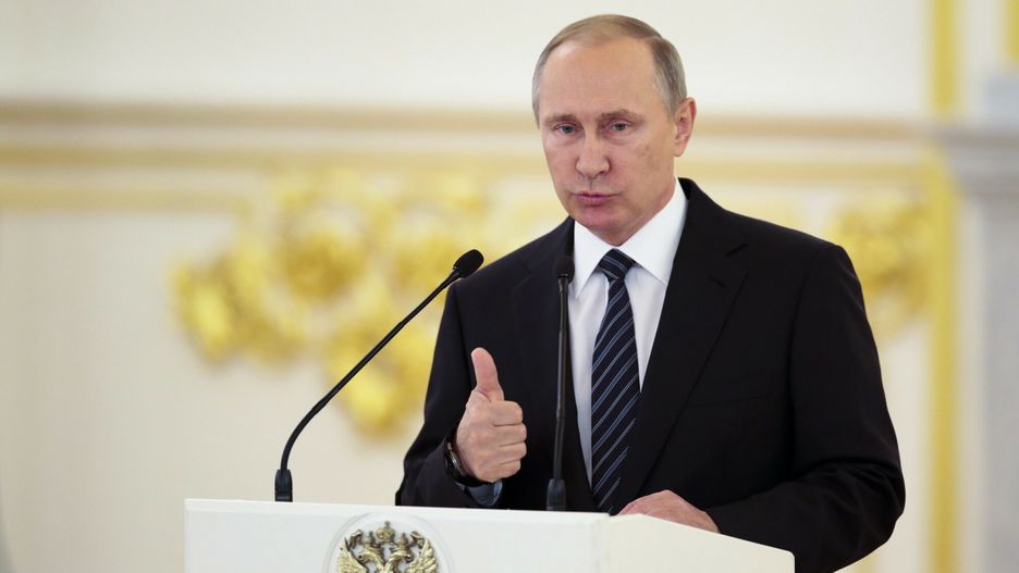 Vladimir Putin spotka? si? z rosyjskimi olimpijczykami
Russian President Vladimir Putin gives a speech during an awards ceremony for Russia's Olympians in Moscow's Kremlin in Moscow, Russia, Thursday, Aug. 25, 2016. (AP Photo/Ivan Sekretarev)
AP