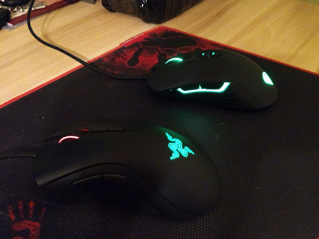 Razer Deathadder Elite vs Genesis Krypton 400