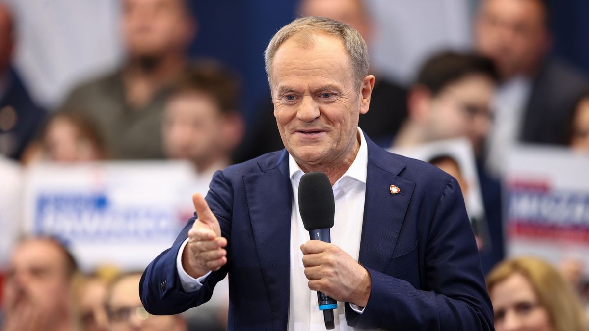 "To była PiS-owska idea". Tusk przypomina, co zrobił Morawiecki