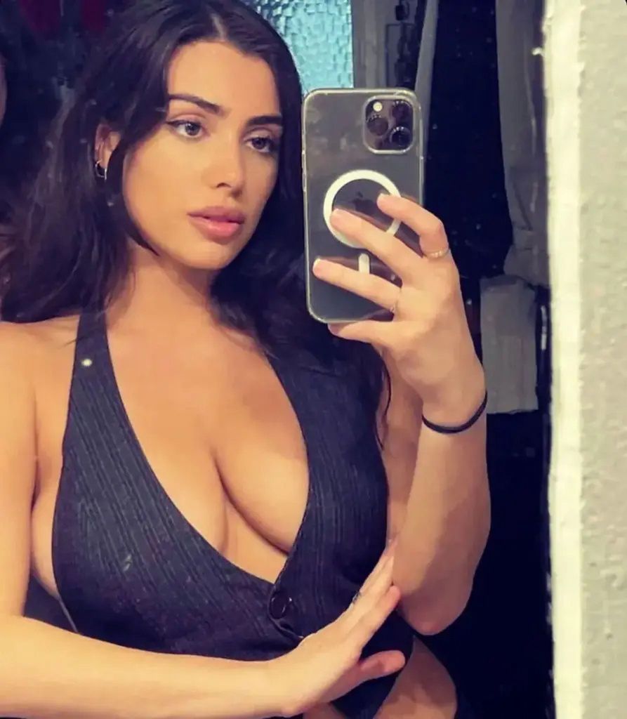 Bianca Censori przed metamorfozą