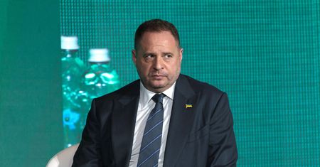 "Nikomu nie postawiono zarzutów". Trwają czynności w domu Jermaka