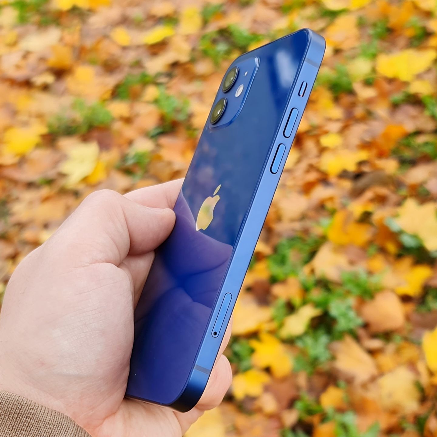 Dobry iPhone w "dobrej" cenie. iPhone 12: test 73