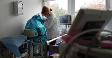 Koronawirus. Wojewoda chce stworzenia łóżek covidowych. Szpital w Bystrzycy odwołał się od decyzji