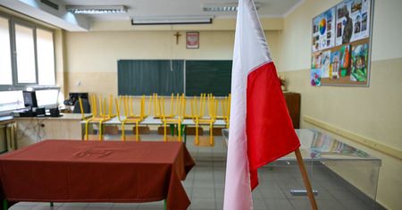 Pracownicy komisji wyborczych na rauszu. Interweniowała policja