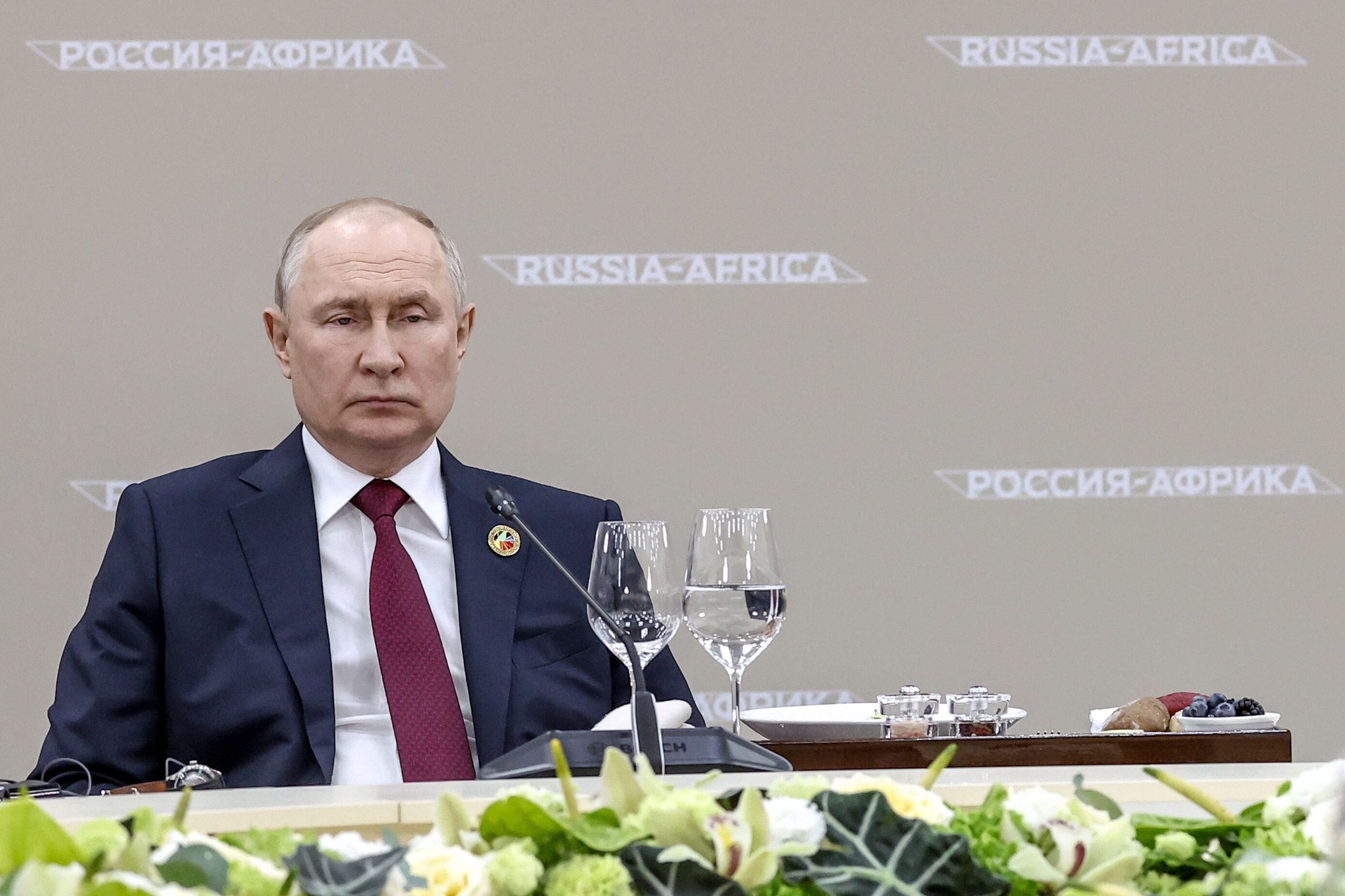 Putin, czy nie Putin - obserwatorzy na każdym publicznym wystąpieniu polityka zadają sobie to pytanie