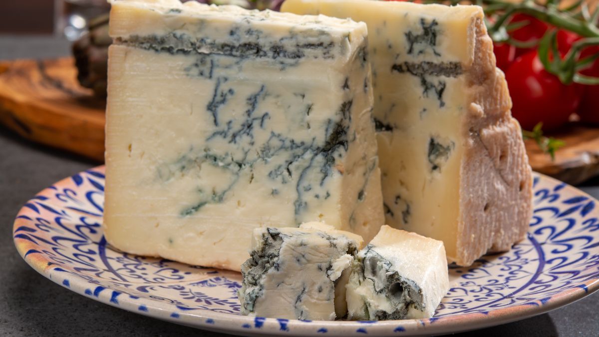 Najlepszy ser pleśniowy do makaronów i zapiekanek