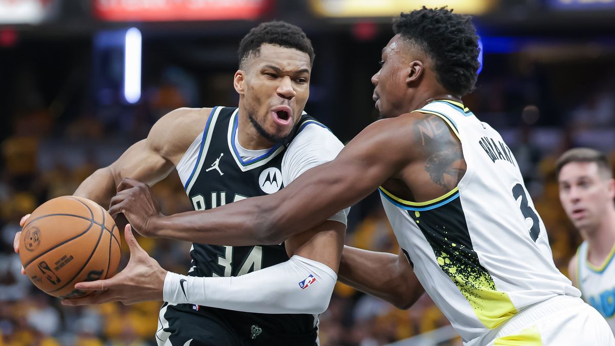 Getty Images / Michael Hickey / Giannis Antetokounmpo w akcji