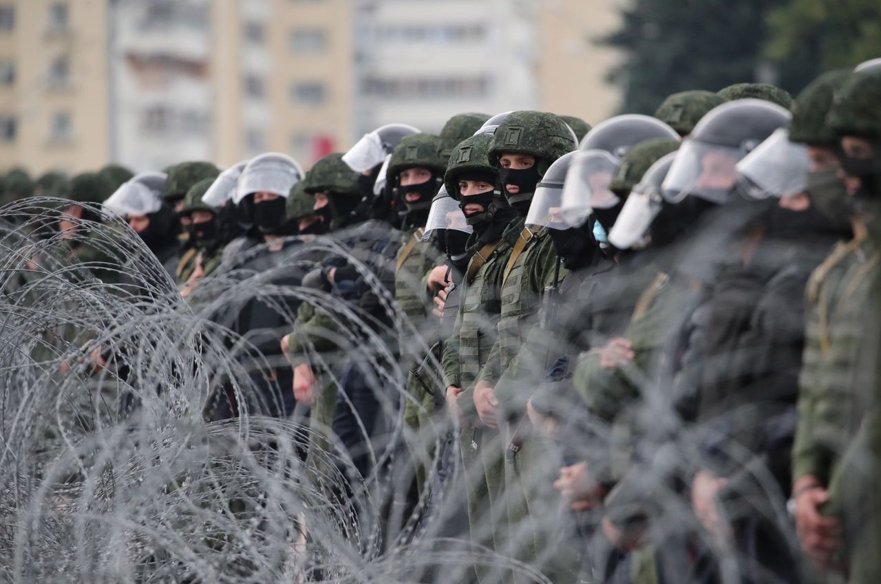 Łukaszenka "dokręca śrubę". Nowa lista przestępstw i kar