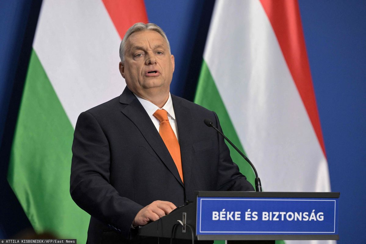 Premier Węgier Viktor Orban na powyborczej konferencji prasowej 