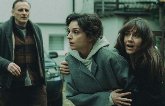 Nowy polski Coben wylądował na Netfliksie. Recenzja serialu „Tylko jedno spojrzenie”