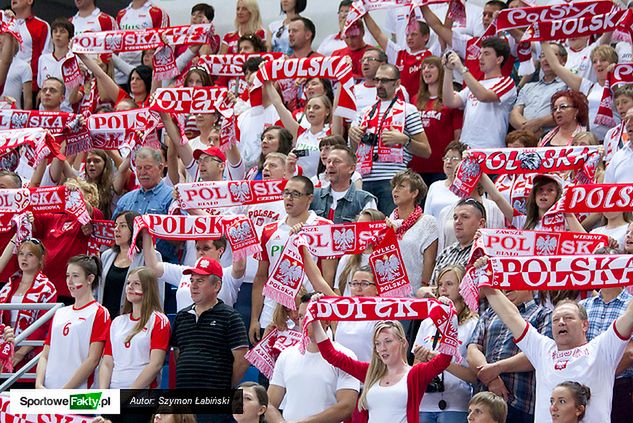 Polacy niesieni przez doping 11 tysięcznej publiczności pewnie pokonali reprezentację Turcji 
