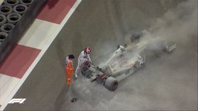 F1. Kimi Raikkonen skradł show. Kierowca Alfy Romeo sam ugasił płonący bolid [FOTO]