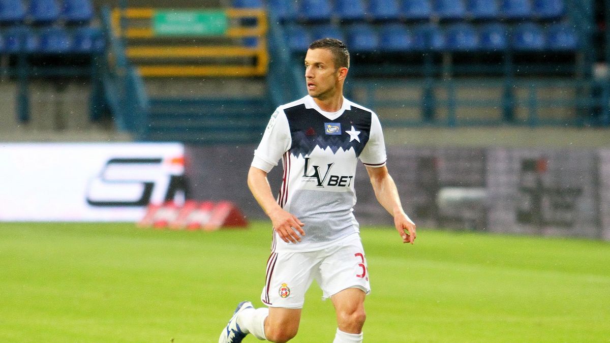 WP SportoweFakty / Krzysztof Porębski / Na zdjęciu: Matija Spicić w barwach Wisły Kraków