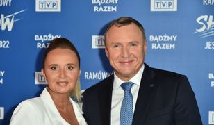 Policja w domu Kurskich. Zabezpieczono tajemniczą paczkę