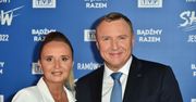 Policja w domu Kurskich. Zabezpieczono tajemniczą paczkę