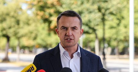 Doradzali za rządów PiS. Bank chce zwrotu milionów złotych. Rzecznik rządu komentuje