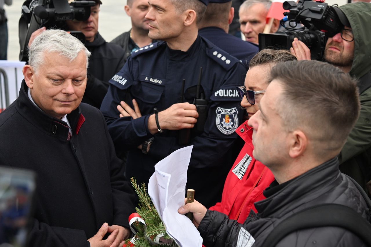 Po awanturze będą pilnować pomnika? Poseł PiS zabiera głos