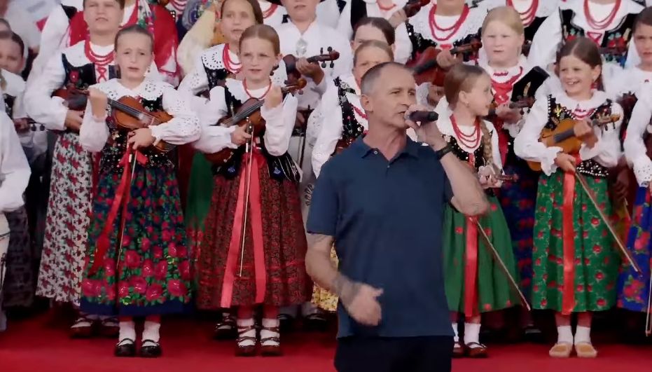 Raper Eldo wystąpił na obchodach u Karola Nawrockiego