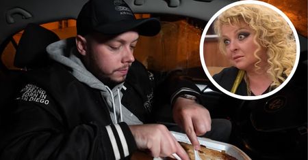 Spróbował schabowego od Gessler. Cena kosmiczna, a po chwili zaczął nim pluć