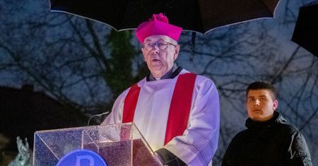 Arcybiskup Gądecki zaskoczył. Mówi stanowczo o sztucznej inteligencji