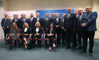 Są umowy na metro, kolej i tramwaje. 14 inwestycji wartych 9 mld zł