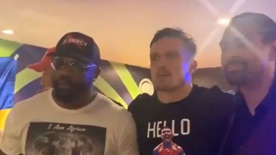 Zdjęcie okładkowe artykułu: Twitter /  / Na zdjęciu od lewej: Dereck Chisora, Ołeksandr Usyk i David Haye