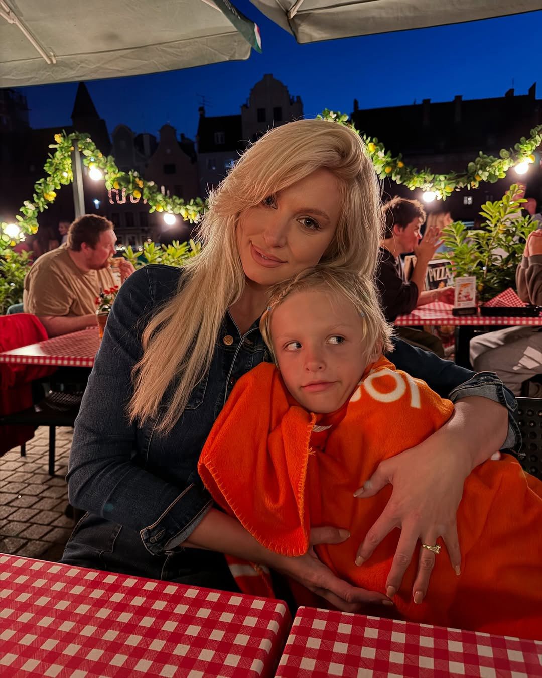 Karolina Pajączkowska z synem