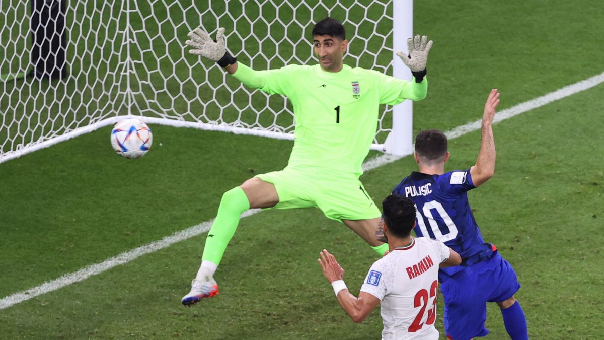 PAP/EPA / Ali Haider / Christian Pulisić strzela gola na 1:0