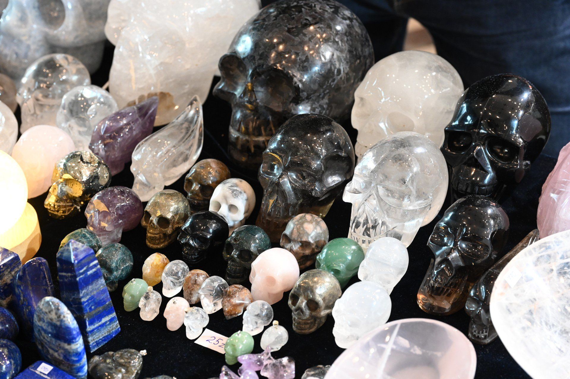 Kryształowe czaszki to koszt kilku tysięcy złotych.