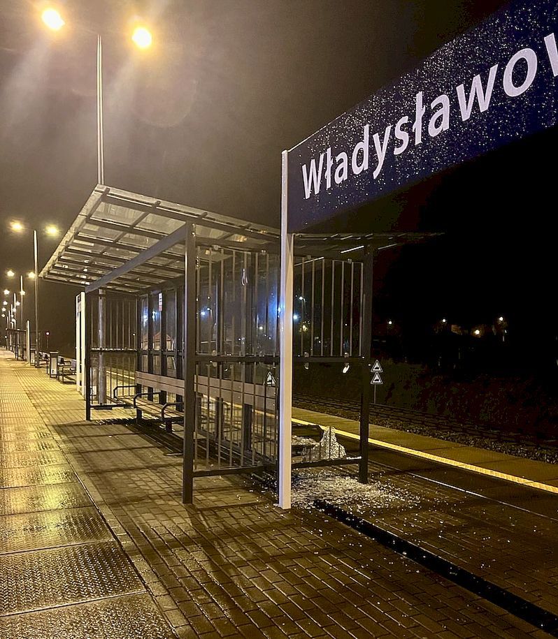 Sprawca zniszczenia wiaty we Władysławowie zatrzymany.