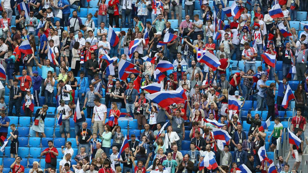 Getty Images / Dean Mouhtaropoulos / Na zdjęciu: kibice reprezentacji Rosji 