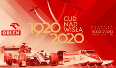 Robert Kubica i Bartosz Marszałek ścigali się w centrum Warszawy z okazji 100. rocznicy Bitwy Warszawskiej. Organizatorem PKN Orlen