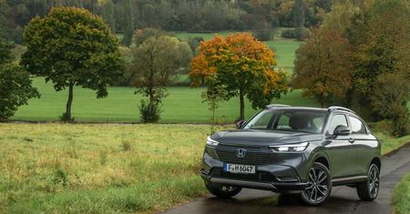 Pierwsza jazda: Honda HR-V e:HEV - hybryda "inna niż wszystkie". Wyróżnia ją nie tylko napęd