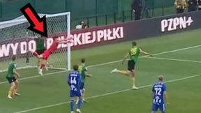 Lech nie znalazł sposobu na 17-latka. Świetna interwencja bramkarza Siarki