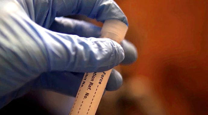 Zbrodnia prawie doskonała 4