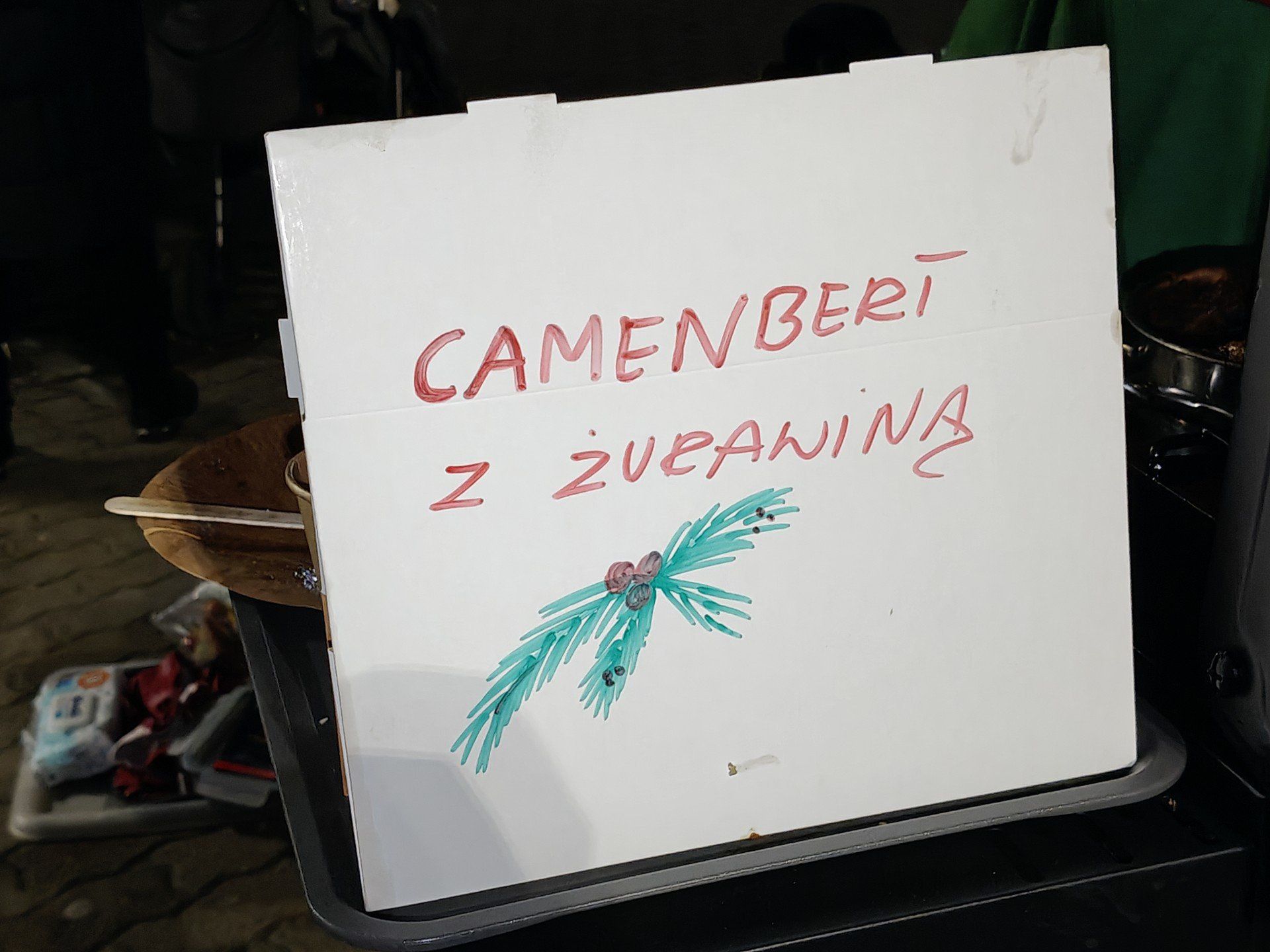 Przewijaj w dół, aby przejść do następnych zdjęć!