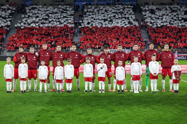 Piłka, która łączy pokolenia. Dlaczego warto zagrać razem z dzieckiem?