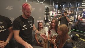 Pod Siatką: Sceny w galerii. Tłumy czekały na Fornala i Kochanowskiego