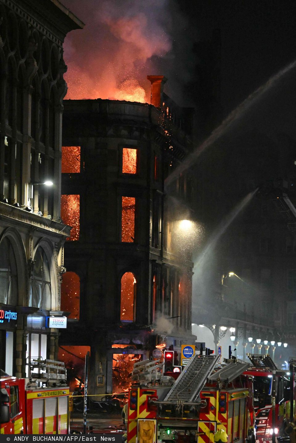 Pożar dworca kolejowego w Glasgow