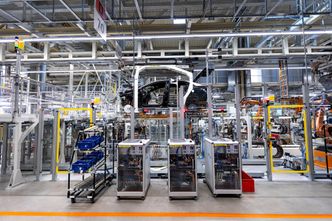 "Wzrost o połowę niższy od prognoz". Co hamuje polski przemysł? Ekspertka wskazuje na Niemcy