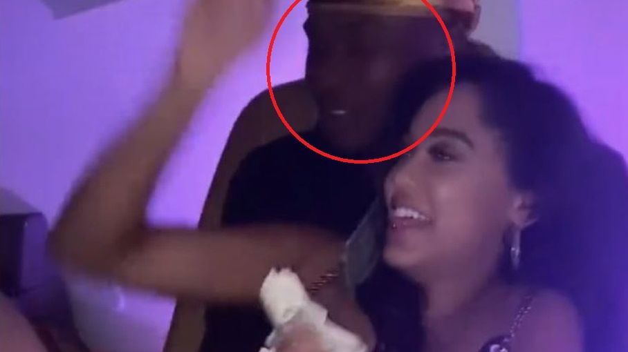 Dwayne Haskins w klubie ze striptizem