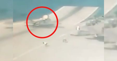 Brytyjski F-35B runął do wody w trakcie startu. Wyciekło nagranie z momentu wypadku