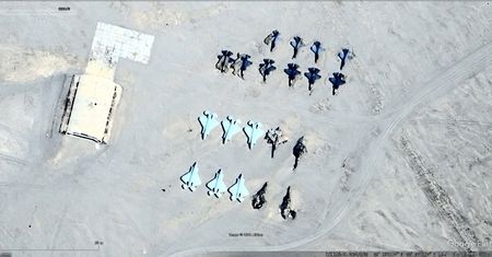 Fikcyjna baza przeciwnika. Chiny "trzymają" w niej F-35 i F-22