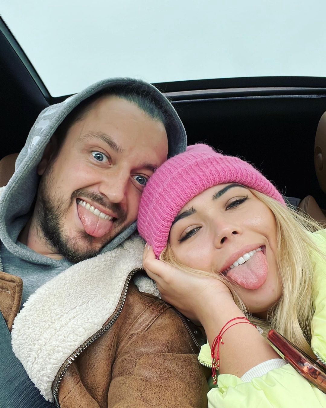 Sandra Kubicka i Baron dokazują na wakacjach. Spędzali upojne chwile na Majorce 