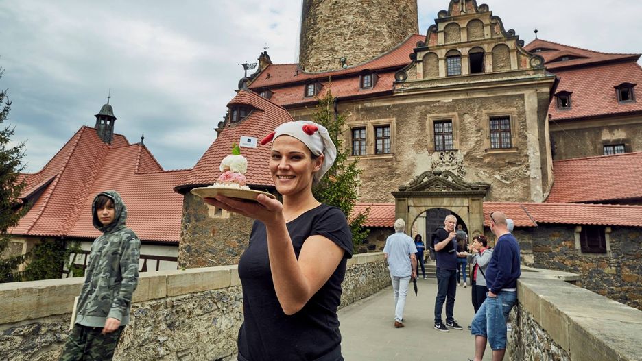 Dolny Śląsk. Różany tort Marii Antoniny. Festiwal Smaków w Zamku Czocha